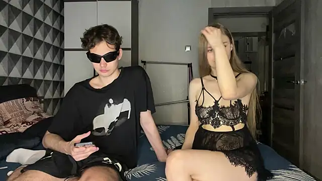 merycouple online show from 03/30/26, 08:21