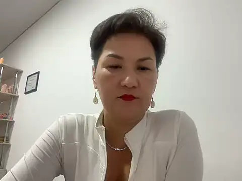 LadyAlover online show from 04/08/26, 11:43