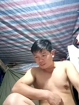 DungLuongg online show from 02/16/26, 02:35