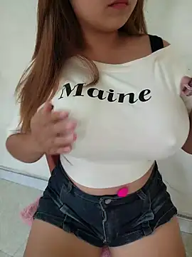 Snapshot of Akira_sera chatting on 09/22/25, 10:17 Akira sera online show from 09/22/25, 10:17