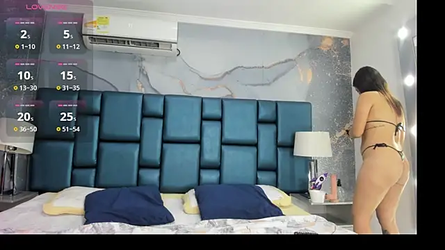 Snapshot of lady_kiinky chatting on 11/14/25, 10:18 lady kiinky online show from 11/14/25, 10:18