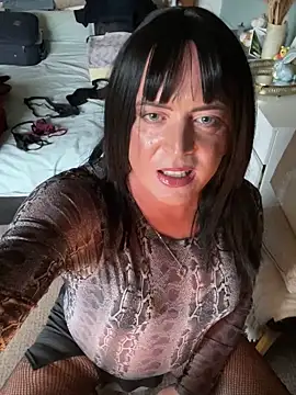 tifaniidalvero online show from 09/12/25, 02:17