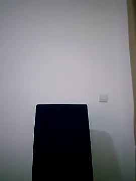 Snapshot of ElsMarya chatting on 10/27/25, 12:04 ElsMarya online show from 10/27/25, 12:04