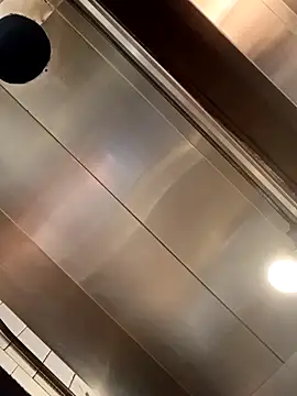 Snapshot of sarahkat86 chatting on 09/16/25, 04:41 sarahkat86 online show from 09/16/25, 04:41