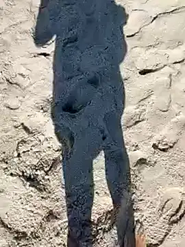 Snapshot of sarahkat86 chatting on 09/25/25, 02:10 sarahkat86 online show from 09/25/25, 02:10