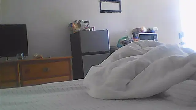 Snapshot of sarahkat86 chatting on 09/26/25, 02:21 sarahkat86 online show from 09/26/25, 02:21