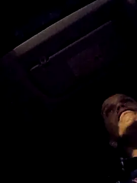 Snapshot of sarahkat86 chatting on 10/04/25, 01:14 sarahkat86 online show from 10/04/25, 01:14