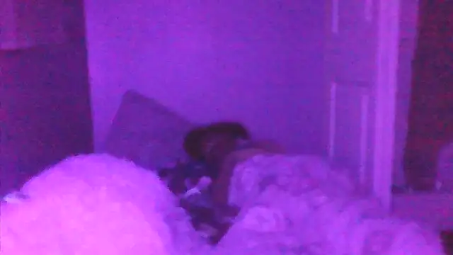 Snapshot of sarahkat86 chatting on 10/26/25, 07:14 sarahkat86 online show from 10/26/25, 07:14