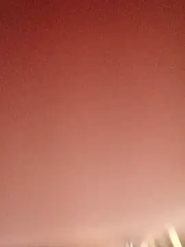 Snapshot of sarahkat86 chatting on 12/15/25, 04:33 sarahkat86 online show from 12/15/25, 04:33