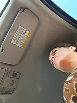 sarahkat86 online show from 01/18/26, 03:16