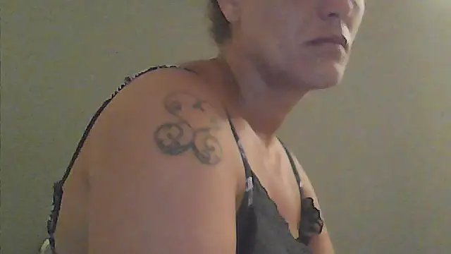 sarahkat86 online show from 02/16/26, 01:02