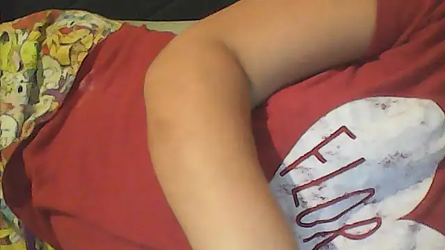 sarahkat86 online show from 03/02/26, 12:46