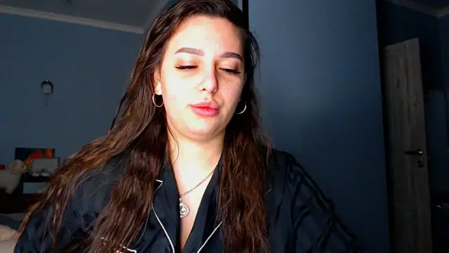 Snapshot of NikiWhite chatting on 10/16/25, 10:22 NikiWhite online show from 10/16/25, 10:22