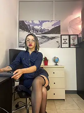 Ariagh  online show from 04/05/26, 07:33