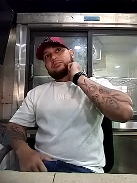 Snapshot of Catire10_ chatting on 09/09/25, 02:05 Catire10 online show from 09/09/25, 02:05