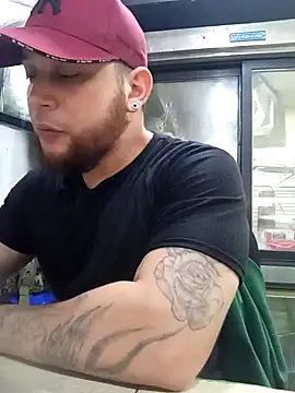 Snapshot of Catire10_ chatting on 09/18/25, 01:57 Catire10 online show from 09/18/25, 01:57