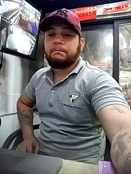 Snapshot of Catire10_ chatting on 10/18/25, 02:07 Catire10 online show from 10/18/25, 02:07