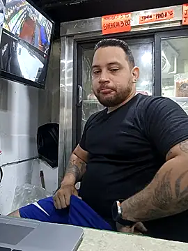 Snapshot of Catire10_ chatting on 11/21/25, 02:05 Catire10 online show from 11/21/25, 02:05