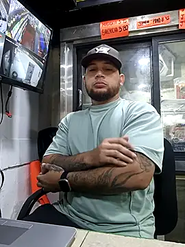 Snapshot of Catire10_ chatting on 11/24/25, 01:55 Catire10 online show from 11/24/25, 01:55