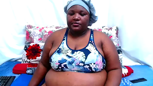 Snapshot of ChubbyBoobsxxx chatting on 11/19/25, 06:13 ChubbyBoobsxxx online show from 11/19/25, 06:13