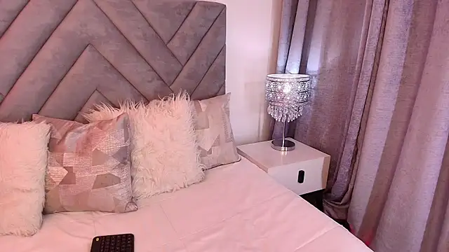 sara owens7 online show from 03/25/26, 01:33