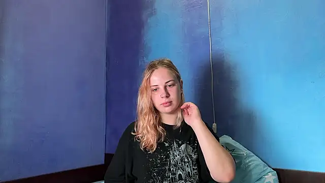 Alismoona online show from 08/04/26, 07:44