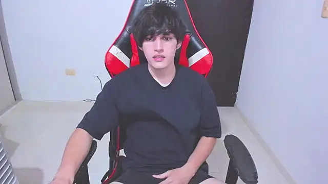 Snapshot of eren_188 chatting on 11/26/25, 09:49 eren 188 online show from 11/26/25, 09:49