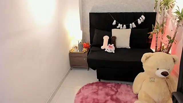 Snapshot of Aitana_Jhons chatting on 10/08/25, 12:14 Aitana Jhons online show from 10/08/25, 12:14
