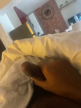 Snapshot of blackboy_51100 chatting on 10/08/25, 08:01 blackboy 51100 online show from 10/08/25, 08:01