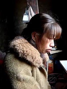 ngocngoc cute online show from 11/20/25, 12:33