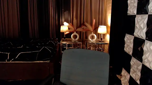Snapshot of HorseCockJamieTS chatting on 10/30/25, 05:02 HorseCockJamieTS online show from 10/30/25, 05:02