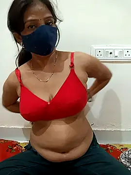 Snapshot of soni_yhakur chatting on 09/18/25, 09:22 soni yhakur online show from 09/18/25, 09:22