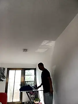 Snapshot of CWQ123 chatting on 09/26/25, 02:37 CWQ123 online show from 09/26/25, 02:37