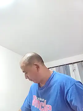 Snapshot of CWQ123 chatting on 10/08/25, 12:03 CWQ123 online show from 10/08/25, 12:03