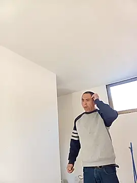 Snapshot of CWQ123 chatting on 11/01/25, 12:56 CWQ123 online show from 11/01/25, 12:56