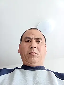 Snapshot of CWQ123 chatting on 11/24/25, 08:03 CWQ123 online show from 11/24/25, 08:03