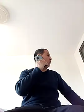 Snapshot of CWQ123 chatting on 12/02/25, 07:57 CWQ123 online show from 12/02/25, 07:57