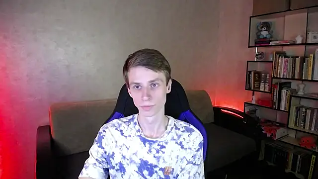 Snapshot of yes_cute_boy_ chatting on 09/27/25, 05:07 yes cute boy online show from 09/27/25, 05:07