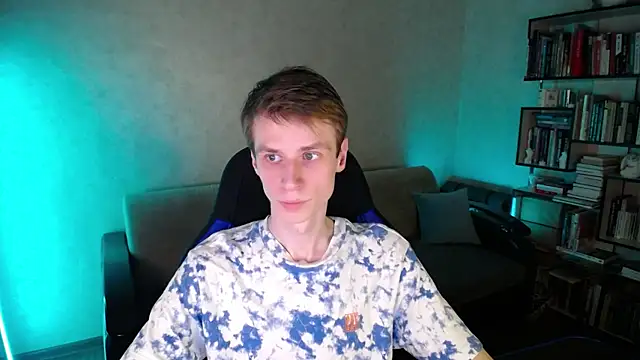 Snapshot of yes_cute_boy_ chatting on 02/18/26, 02:13 yes cute boy online show from 02/18/26, 02:13