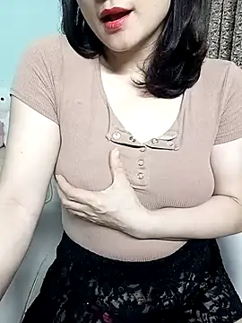 Snapshot of Spa-LinhLinh chatting on 11/02/25, 04:31 Spa-LinhLinh online show from 11/02/25, 04:31