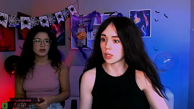 riley sanders online show from 10/30/25, 10:16