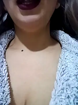 LINA-DALOUA online show from 01/06/26, 07:28