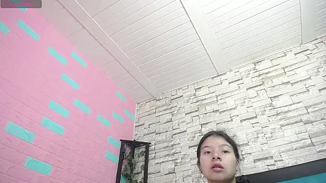 maily can online show from 12/05/25, 01:09