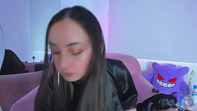 Snapshot of selene_swee chatting on 11/05/25, 12:27 selene swee online show from 11/05/25, 12:27