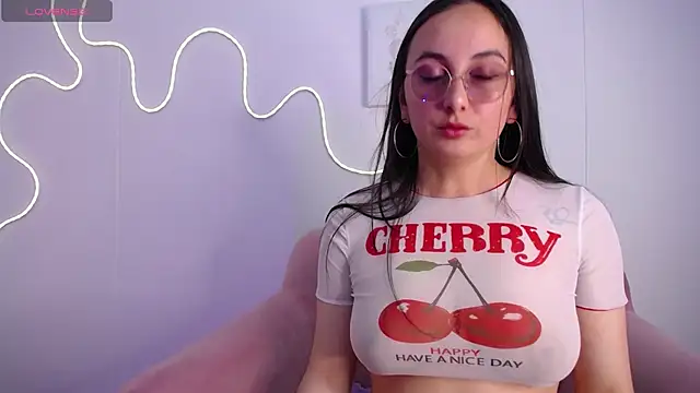 Snapshot of selene_swee chatting on 07/09/26, 06:56 selene swee online show from 07/09/26, 06:56