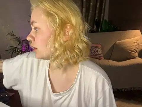 MoonIvy  online show from 03/02/26, 07:10