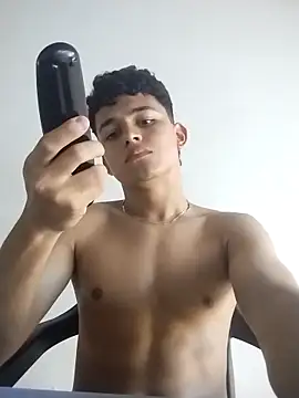 ZackJ7 online show from 02/07/26, 03:49