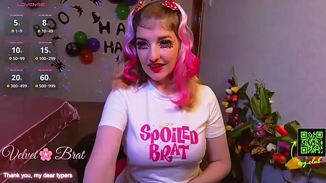 QueenInSilence online show from 11/02/25, 09:17