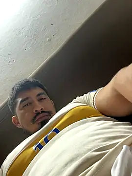 Snapshot of MorelEdgar_ chatting on 09/11/25, 01:06 MorelEdgar online show from 09/11/25, 01:06