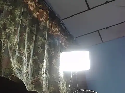 maggi hotsson online show from 11/25/25, 07:47